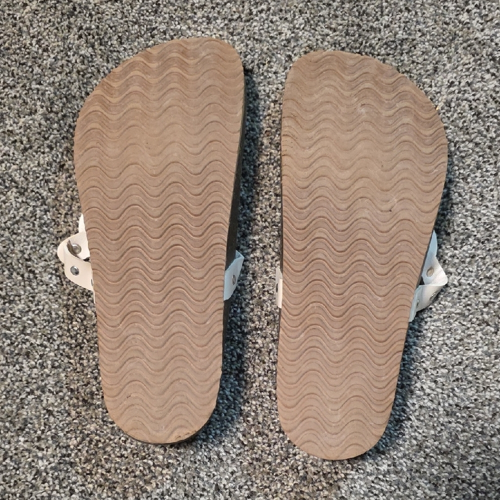 Maurices Cream Floral Cutout Sandals - Picture 2 of 2